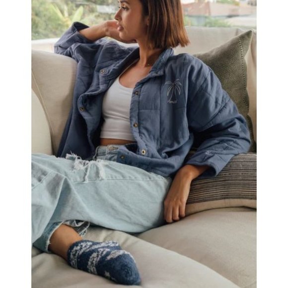 Amuse Society Women’s Seabreeze Quilted Jacket Blue Palm‎ Tree Size L/XL $129 - Picture 2 of 12